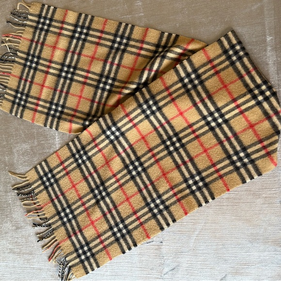 Burberrys London Vintage Cashmere Nova Check Scarf Made in England - Picture 2 of 8
